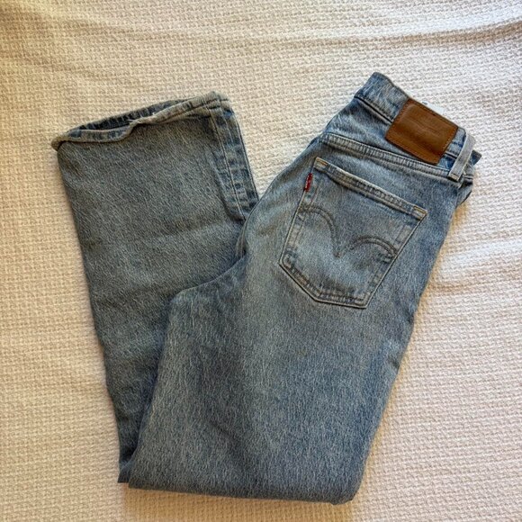 Levi's Women's Blue Jeans - Picture 1 of 5